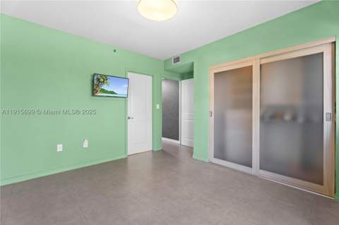1853 Jefferson Ave 6, Miami Beach FL - photo 17 of 18