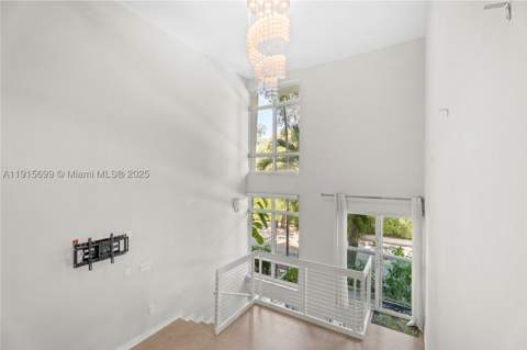 1853 Jefferson Ave 6, Miami Beach FL - photo 6 of 18
