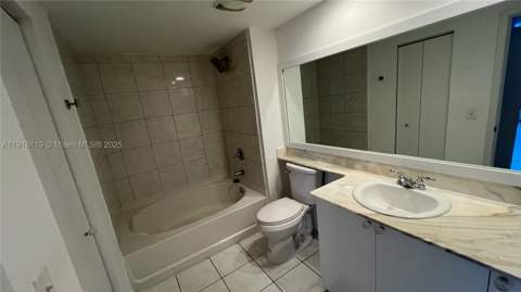 2775 NE 187th St 227, Aventura FL - photo 10 of 17