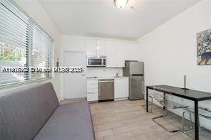 820 15th St 104, Miami Beach FL - photo 8 of 13