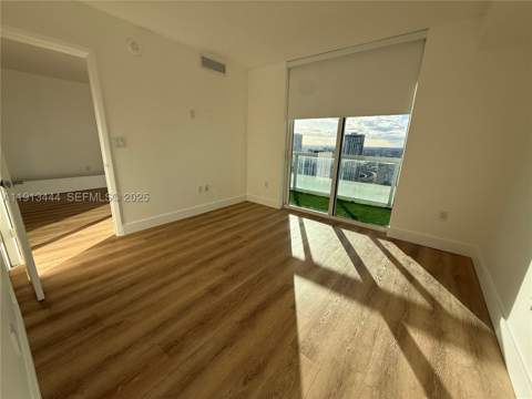 50 Biscayne Blvd 4807, Miami FL - photo 15 of 23