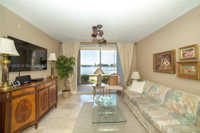 2 bedroom Condominium at 17100 N Bay Rd 1107, Porto Bellagio Condo, Sunny Isles Beach — photo 4