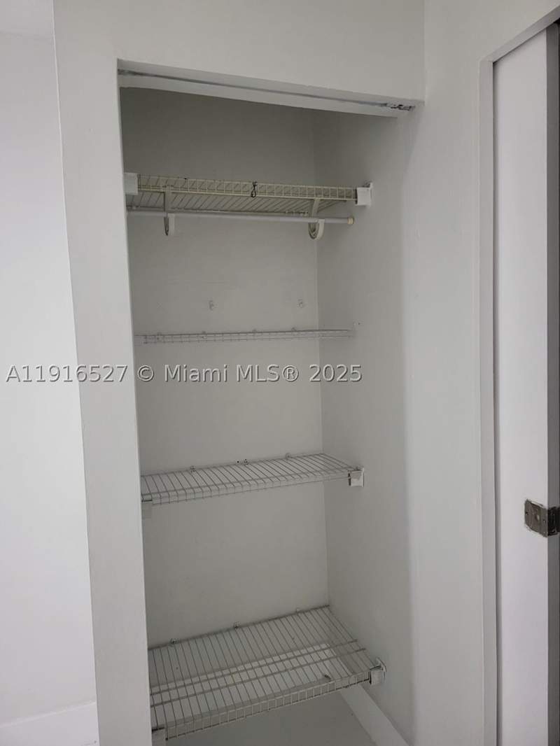 1 bedroom Condominium at 9375 SW 40th Ter 203, Hemingway Villa Condo, Miami — photo 3