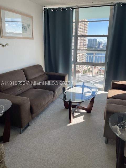 301 174th St 1605, Sunny Isles Beach FL - photo 19 of 27