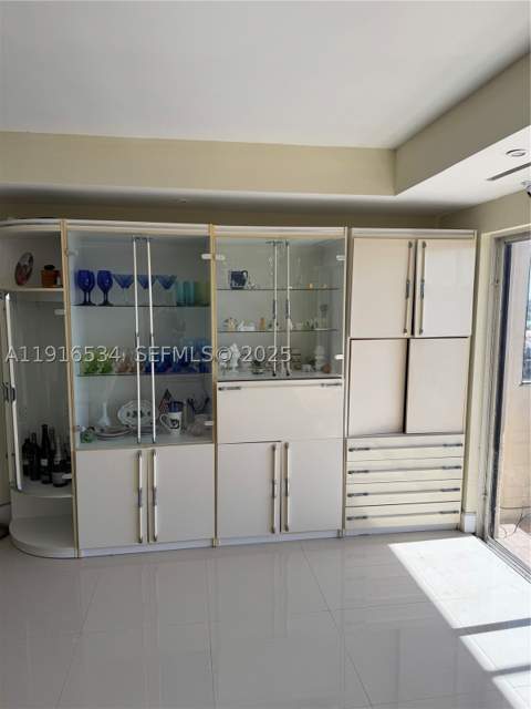 800 NE 195th St 714, Miami FL - photo 16 of 18