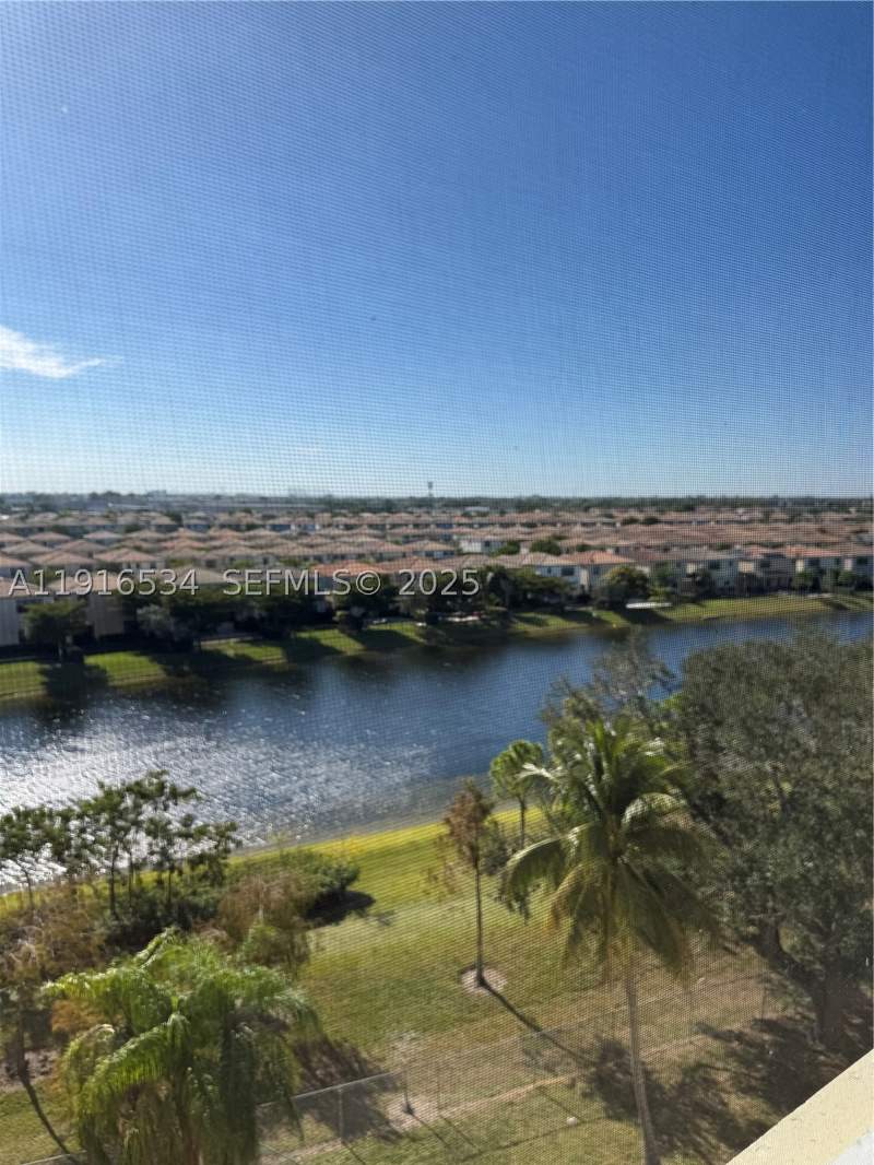 2 bedroom Condominium at 800 NE 195th St 714, Canongate Condo No One, Miami — photo 3