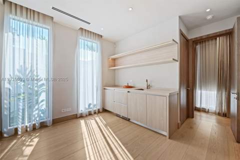 5831 Alton Rd, Miami Beach FL - photo 23 of 48