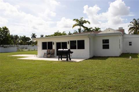 295 NE 150th St, Miami FL - photo 11 of 38