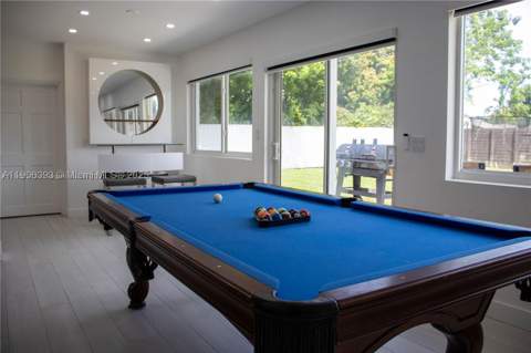 295 NE 150th St, Miami FL - photo 12 of 38