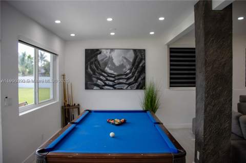 295 NE 150th St, Miami FL - photo 16 of 38