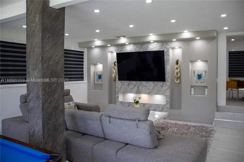 3 bedroom SingleFamilyResidence at 295 NE 150th St, Bisc Gardens Sec D, Miami — photo 4