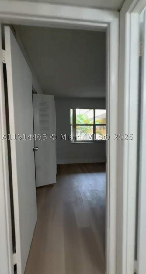 17901 NW 68 Ave T-205, Hialeah FL - photo 10 of 13