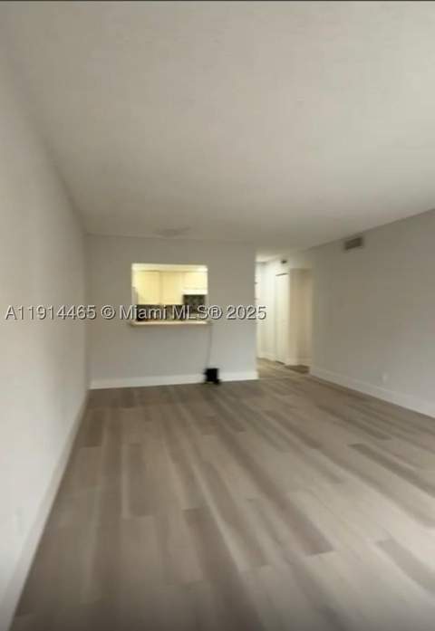 17901 NW 68 Ave T-205, Hialeah FL - photo 11 of 13