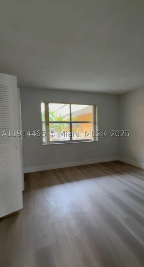 17901 NW 68 Ave T-205, Hialeah FL - photo 7 of 13