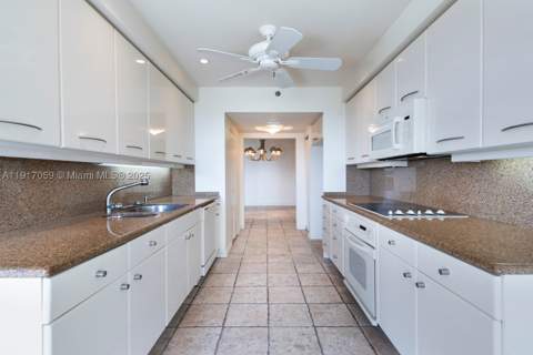 20281 E Country Club Dr 1009, Aventura FL - photo 23 of 80