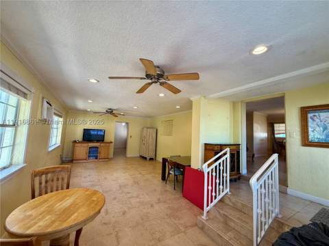 174 E 41st St, Hialeah FL - photo 11 of 46