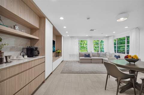145 Bal Bay Dr, Bal Harbour FL - photo 11 of 25