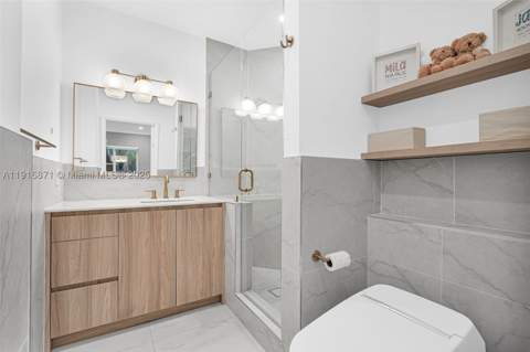 145 Bal Bay Dr, Bal Harbour FL - photo 15 of 25