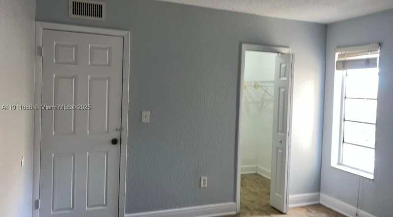 2 bedroom Condominium at 575 W 69th St 208, Bella Venezia Condo, Hialeah — photo 1