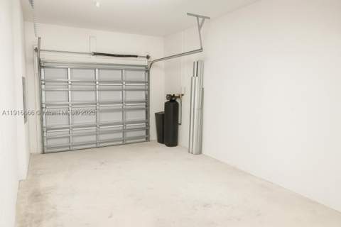 25564 SW 108th Ave, Homestead FL - photo 14 of 15