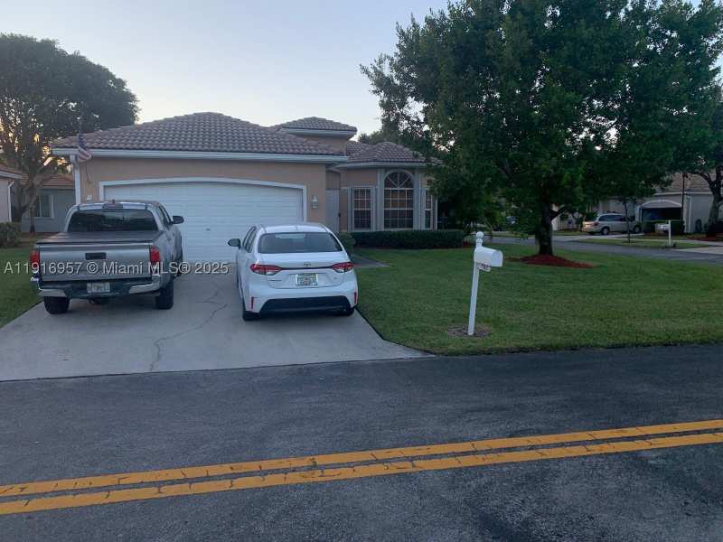 3 bedroom SingleFamilyResidence at 462 SE 23rd Dr, Keys-Gate No 1, Homestead — photo 1