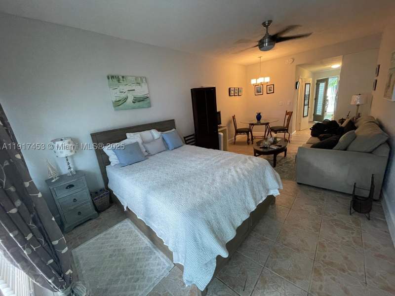0 bedroom StockCooperative at 6490 Collins Ave 5, Broadwater Beach Arms I C, Miami Beach — photo 5