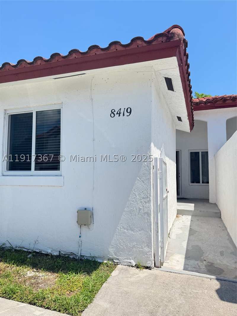 4 bedroom Townhouse at 8419 SW 209th St, Saga Bay Townhomes, Cutler Bay — photo 1