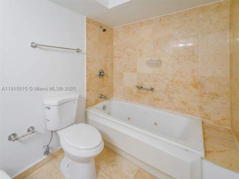 5900 Collins Ave 506, Miami Beach FL - photo 19 of 35