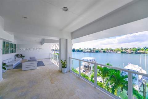 5900 Collins Ave 506, Miami Beach FL - photo 24 of 35