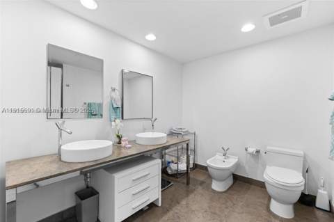 495 Brickell Ave 2206, Miami FL - photo 12 of 52