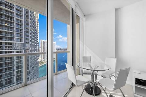 495 Brickell Ave 2206, Miami FL - photo 8 of 52