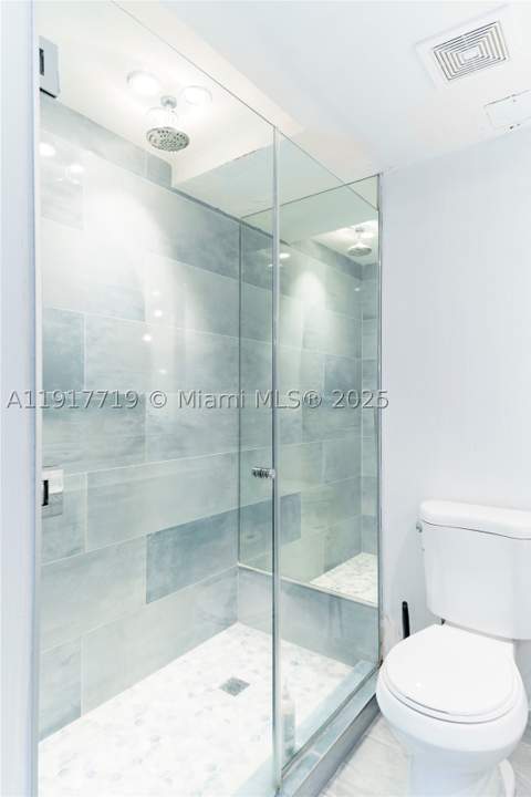 1100 West Ave 1515, Miami Beach FL - photo 24 of 26