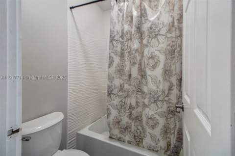 22511 SW 88th Pl 7-24, Cutler Bay FL - photo 19 of 25