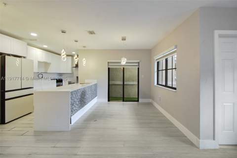 22511 SW 88th Pl 7-24, Cutler Bay FL - photo 7 of 25