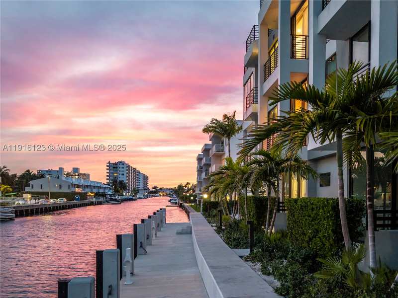 4 bedroom Townhouse at 4098 NE 167 St 9, Eastern Shores, North Miami Beach — photo 1
