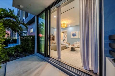 4098 NE 167 St 9, North Miami Beach FL - photo 8 of 54