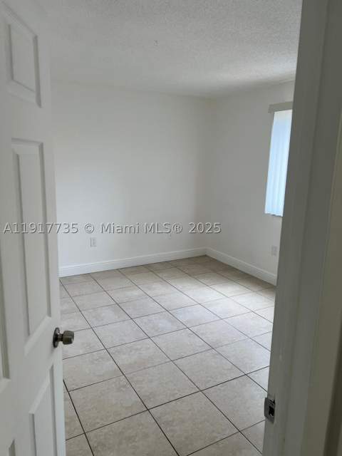 6930 Miami Gardens Dr 1-410, Hialeah FL - photo 9 of 15