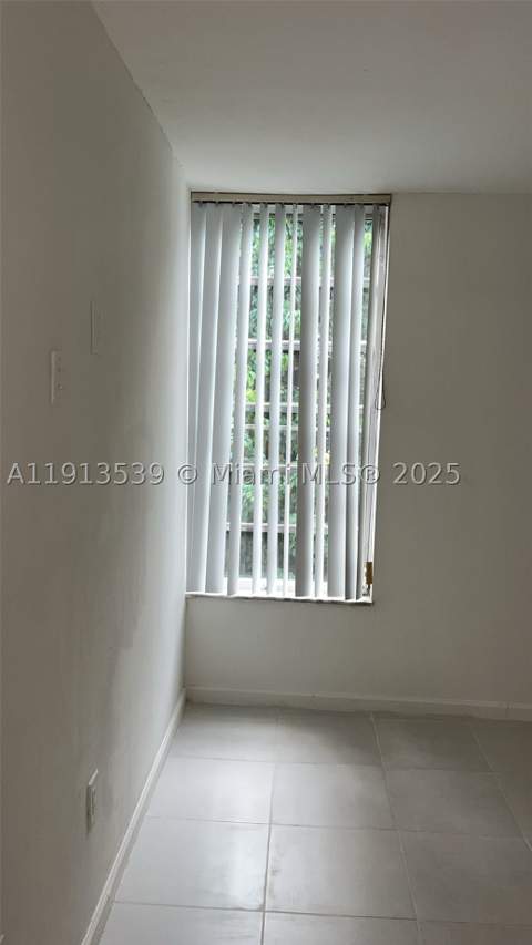8860 Fontainebleau Blvd 403, Miami FL - photo 13 of 13