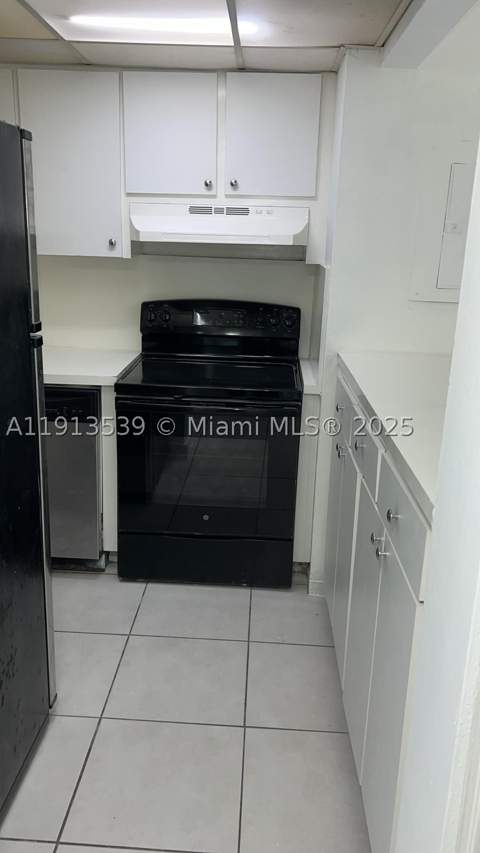 8860 Fontainebleau Blvd 403, Miami FL - photo 8 of 13