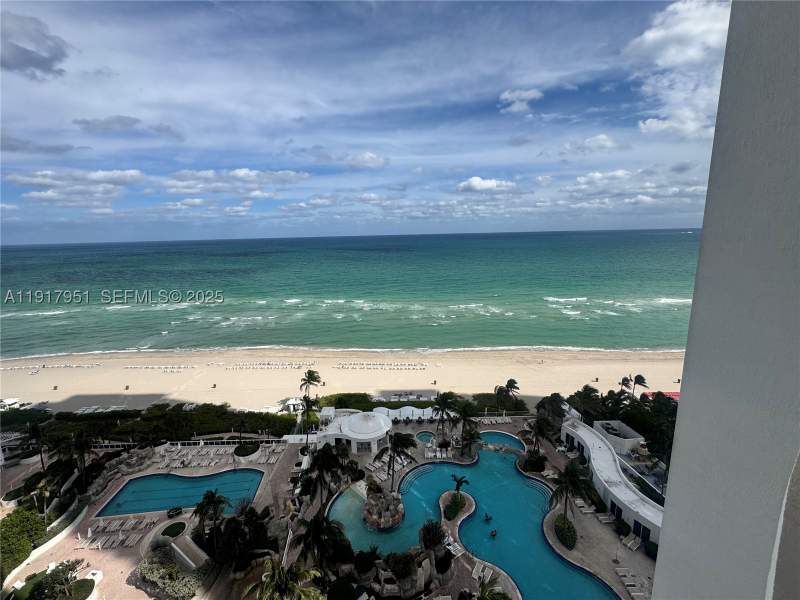 0 bedroom Condominium at 18001 Collins ave 2107, Trump International Sones, Sunny Isles Beach — photo 2