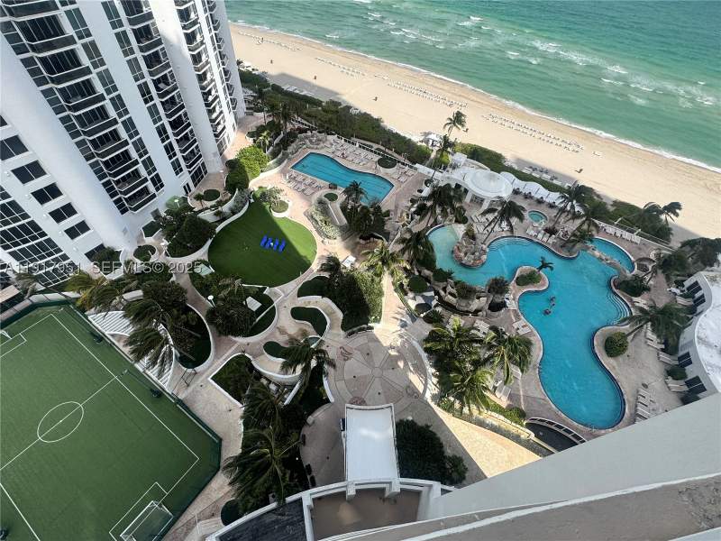 0 bedroom Condominium at 18001 Collins ave 2107, Trump International Sones, Sunny Isles Beach — photo 3