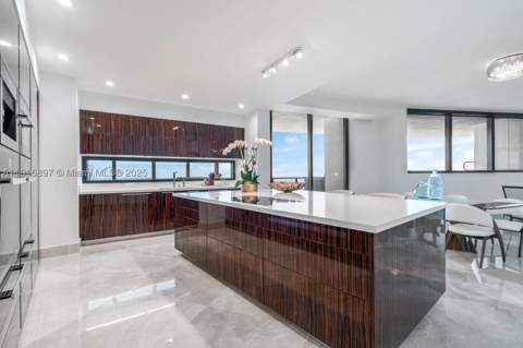 18555 Collins Ave 5105, Sunny Isles Beach FL - photo 11 of 58