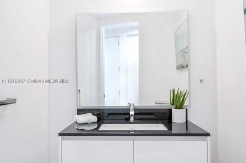 18555 Collins Ave 5105, Sunny Isles Beach FL - photo 14 of 58