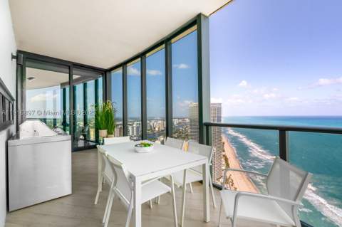 18555 Collins Ave 5105, Sunny Isles Beach FL - photo 21 of 58
