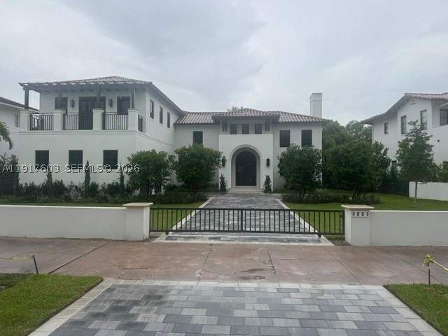 4 bedroom SingleFamilyResidence at 1221 Anastasia Ave, Coral Gable Country Club, Coral Gables — photo 2