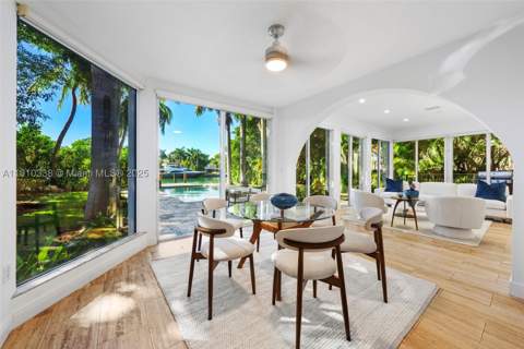 6300 Allison Rd, Miami Beach FL - photo 12 of 32
