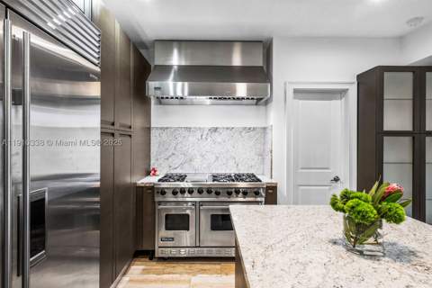 6300 Allison Rd, Miami Beach FL - photo 16 of 32