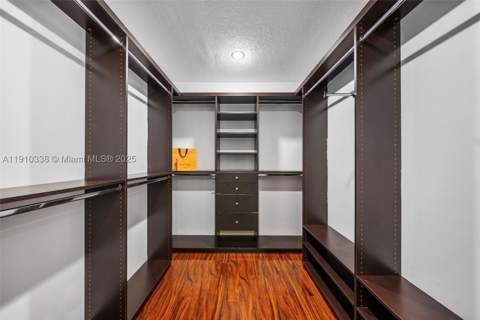 6300 Allison Rd, Miami Beach FL - photo 19 of 32