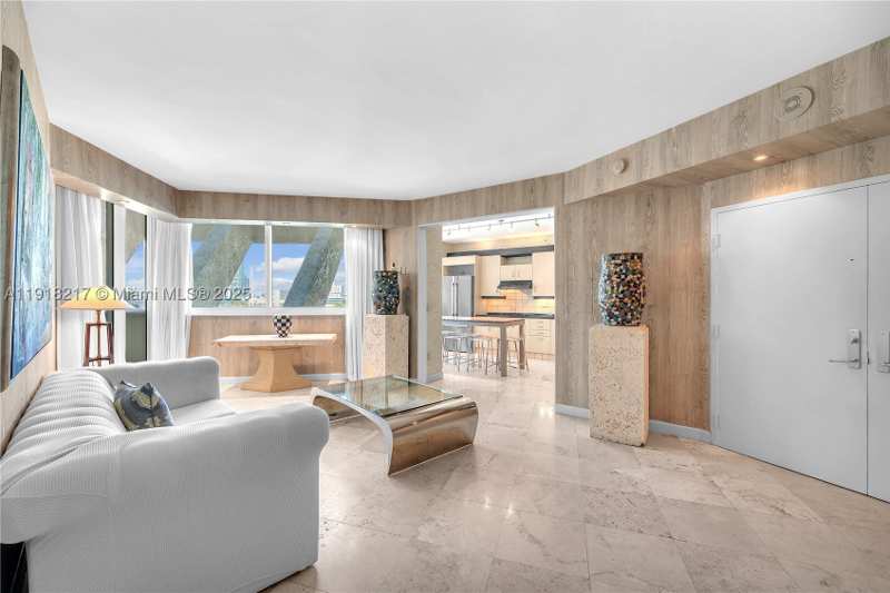 1 bedroom Condominium at 300 S Pointe Dr 906, Portofino Tower Condo, Miami Beach — photo 1