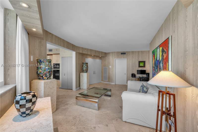 1 bedroom Condominium at 300 S Pointe Dr 906, Portofino Tower Condo, Miami Beach — photo 4